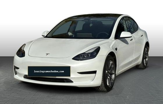 Tesla Model 3 – auto używane w najmie